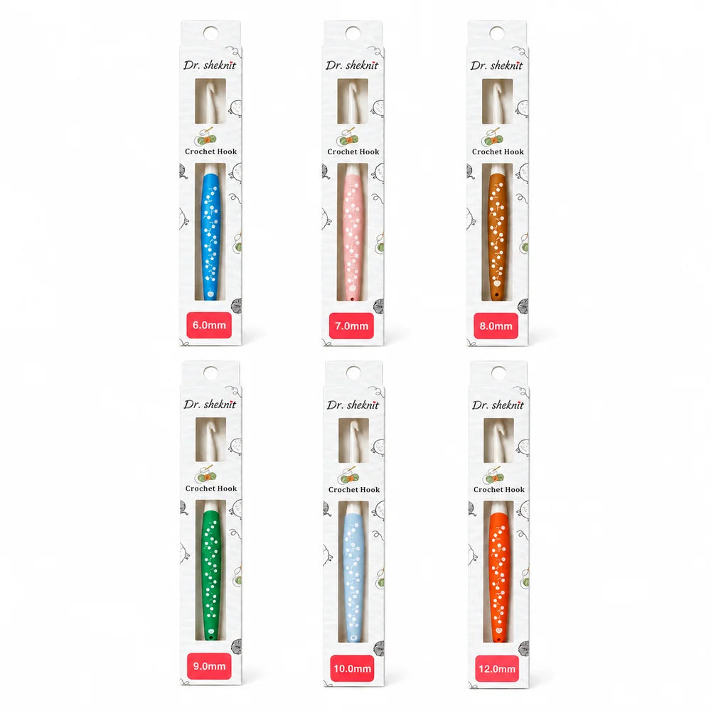 CH166 six-piece cherry two-tone ergonomic crochet hook gift set in sizes 6.0 to 12.0 mm