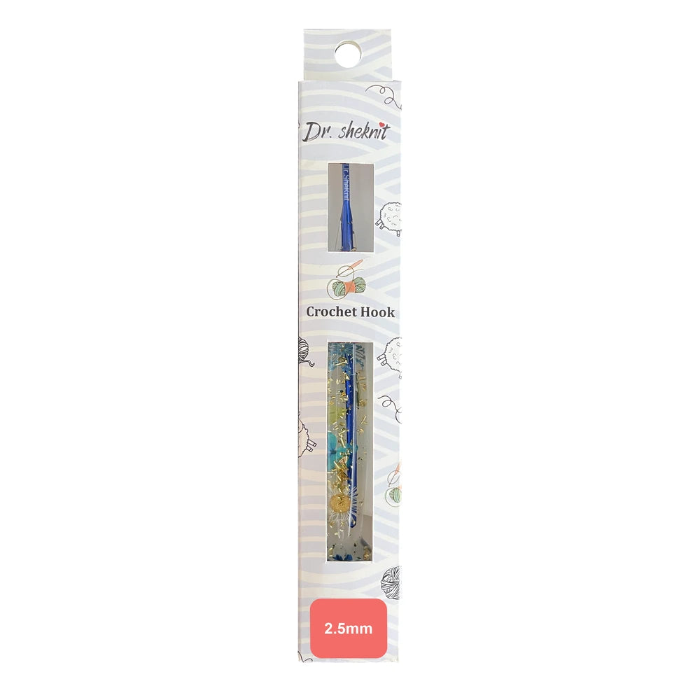 Dr.SheKnit CH171 2.5mm floral resin crochet hook in retail packaging with a pink size label