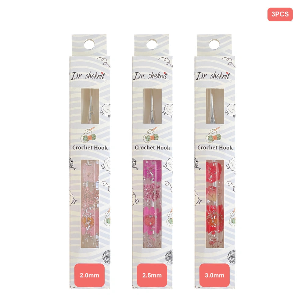 CH179 three-piece silver foil floral resin crochet hook set in 2.0, 2.5 and 3.0 mm sizes