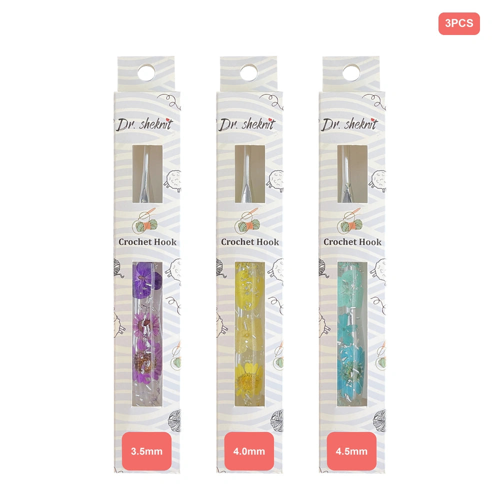 CH179 three-piece silver foil floral resin crochet hook set in 3.5, 4.0 and 4.5 mm sizes